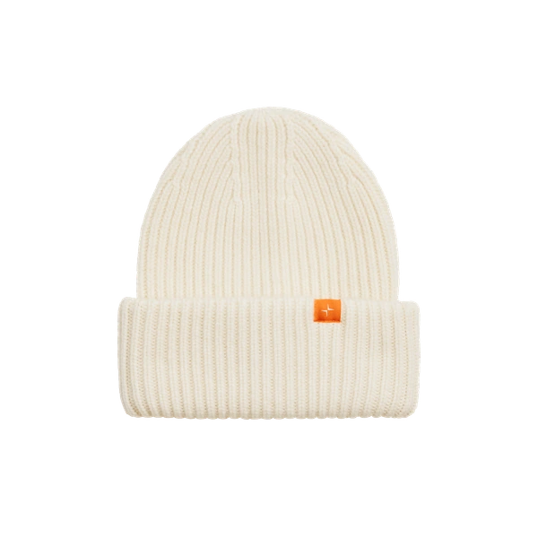 Gestrickte Kaschmirmütze in Beige mit kleinem Polestar Logo in Orange