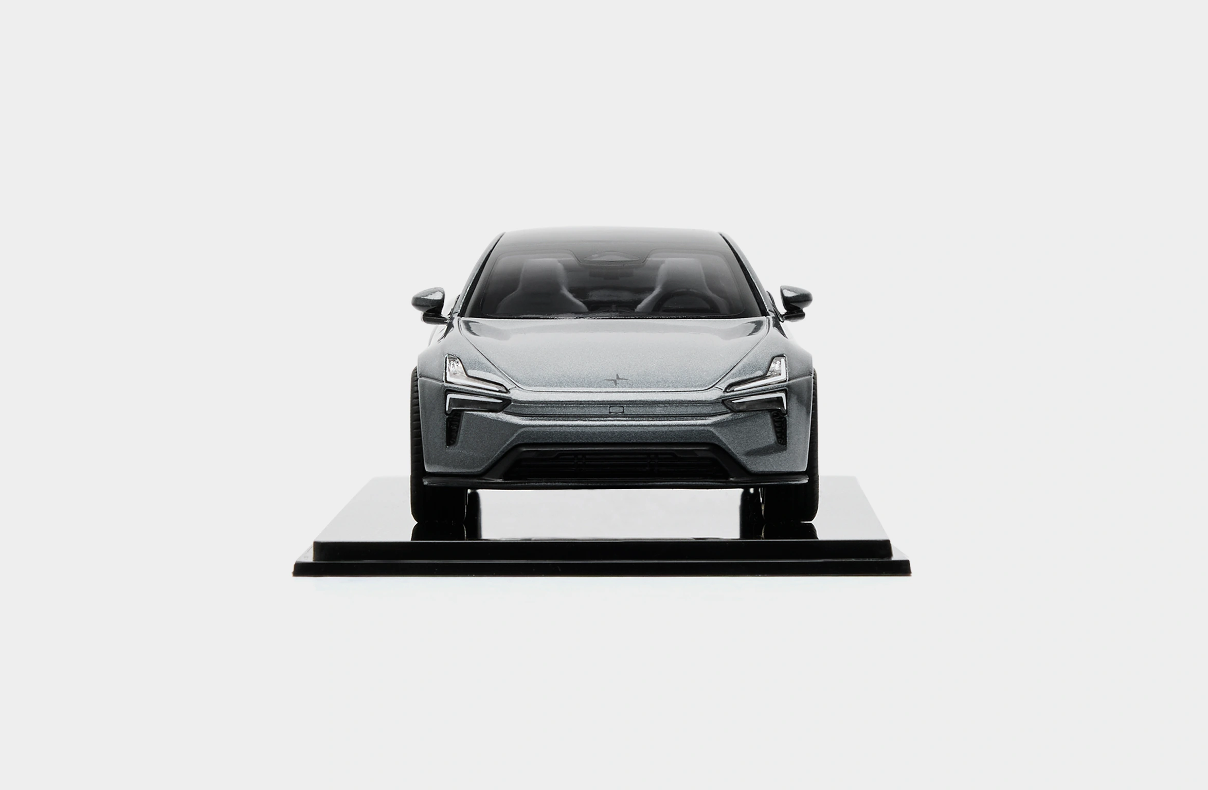 Polestar 5 Scale model 1:43 in color storm