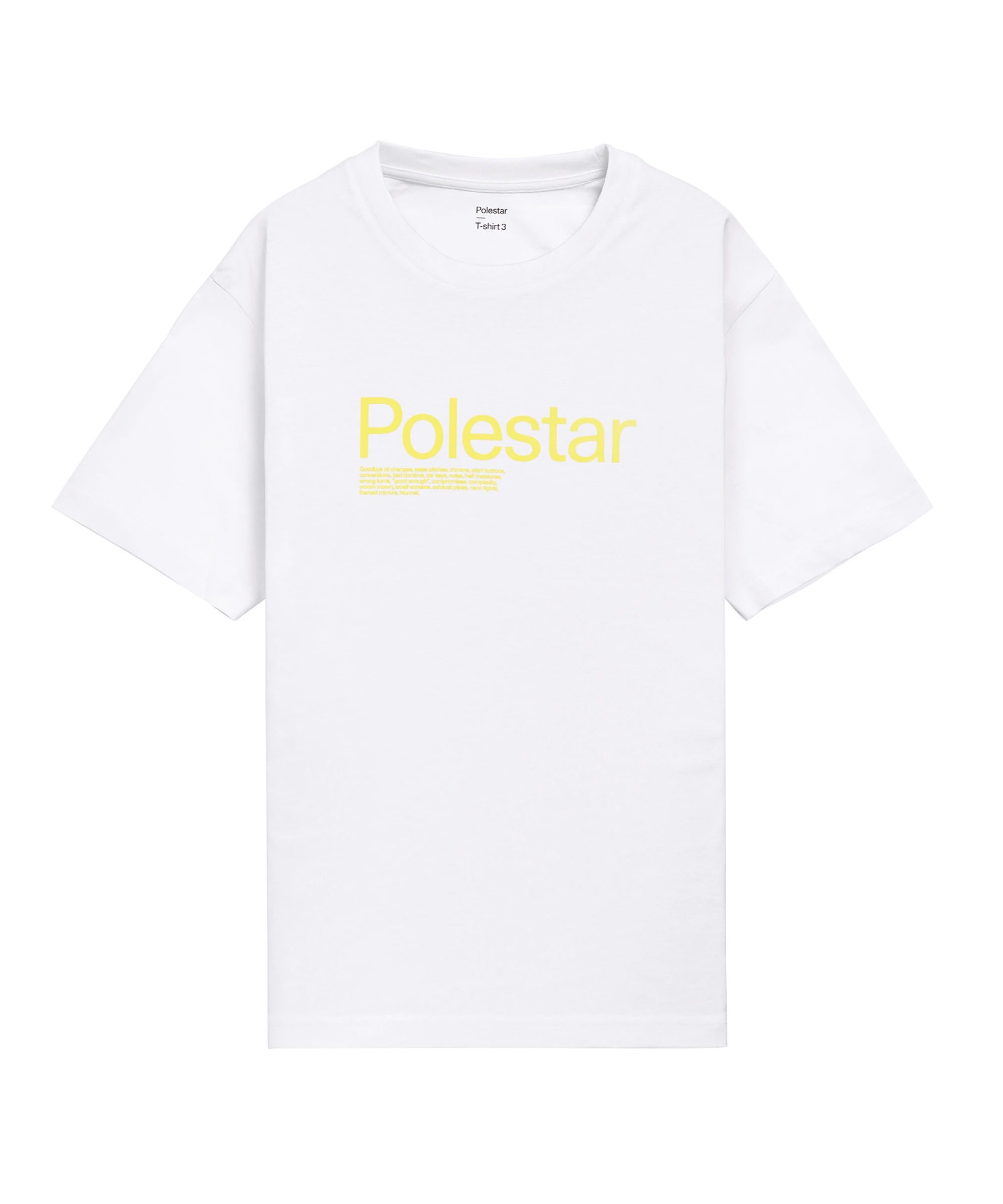 Valkoinen t-paita, jonka etuosassa on suuri Polestar-logo keltaisella värillä.