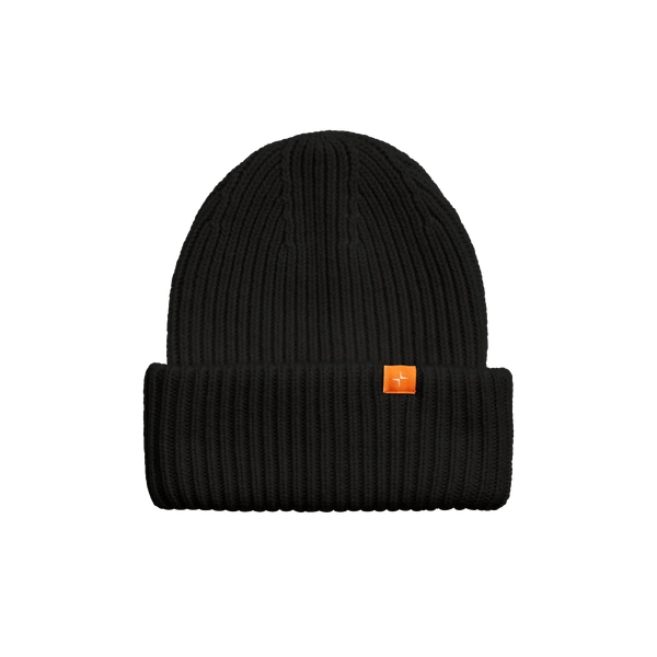 Gestrickte Kaschmirmütze in Schwarz mit kleinem Polestar Logo in Orange