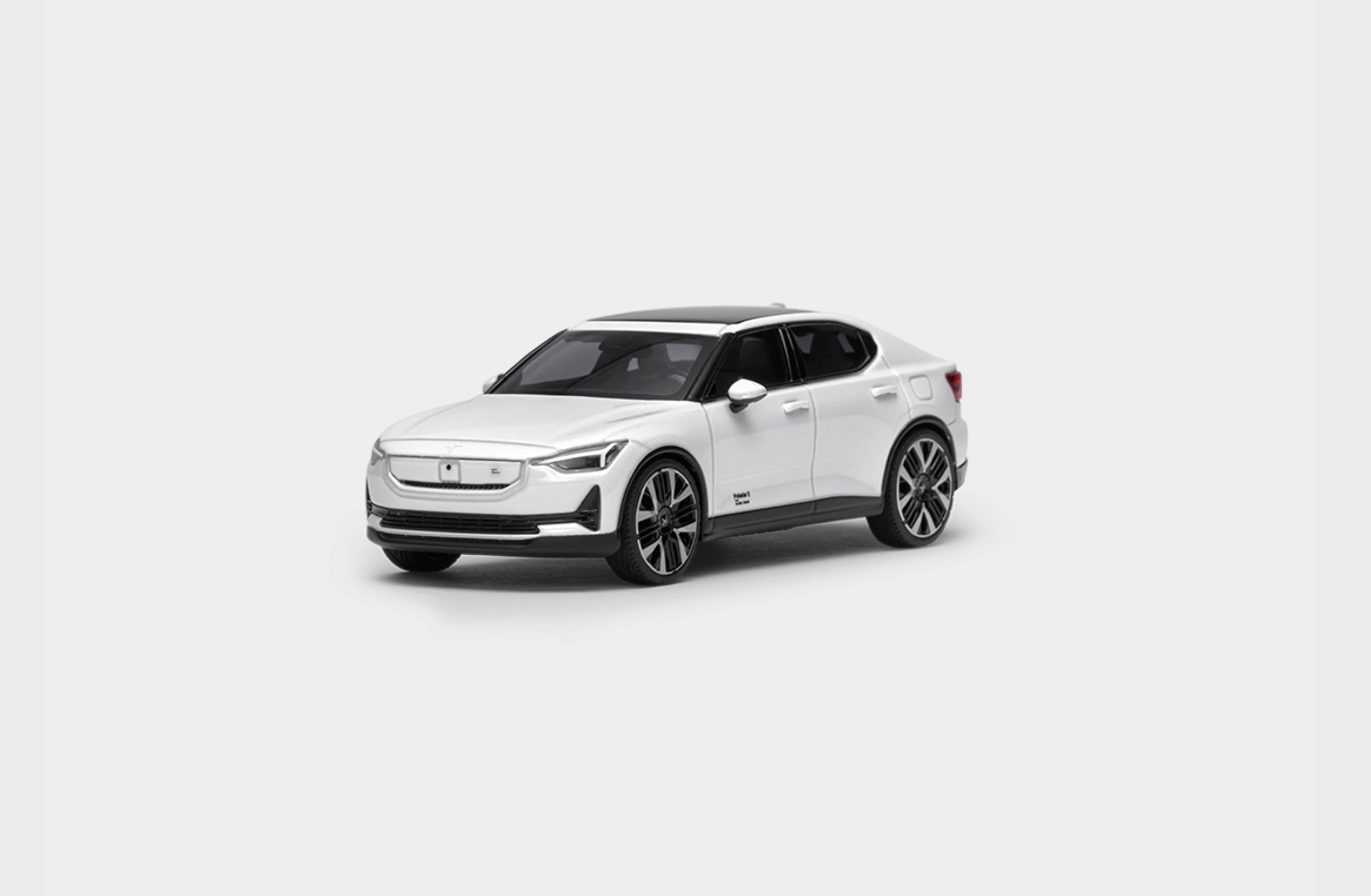 Polestar 2, 1:43 skalamodell i fargen snow