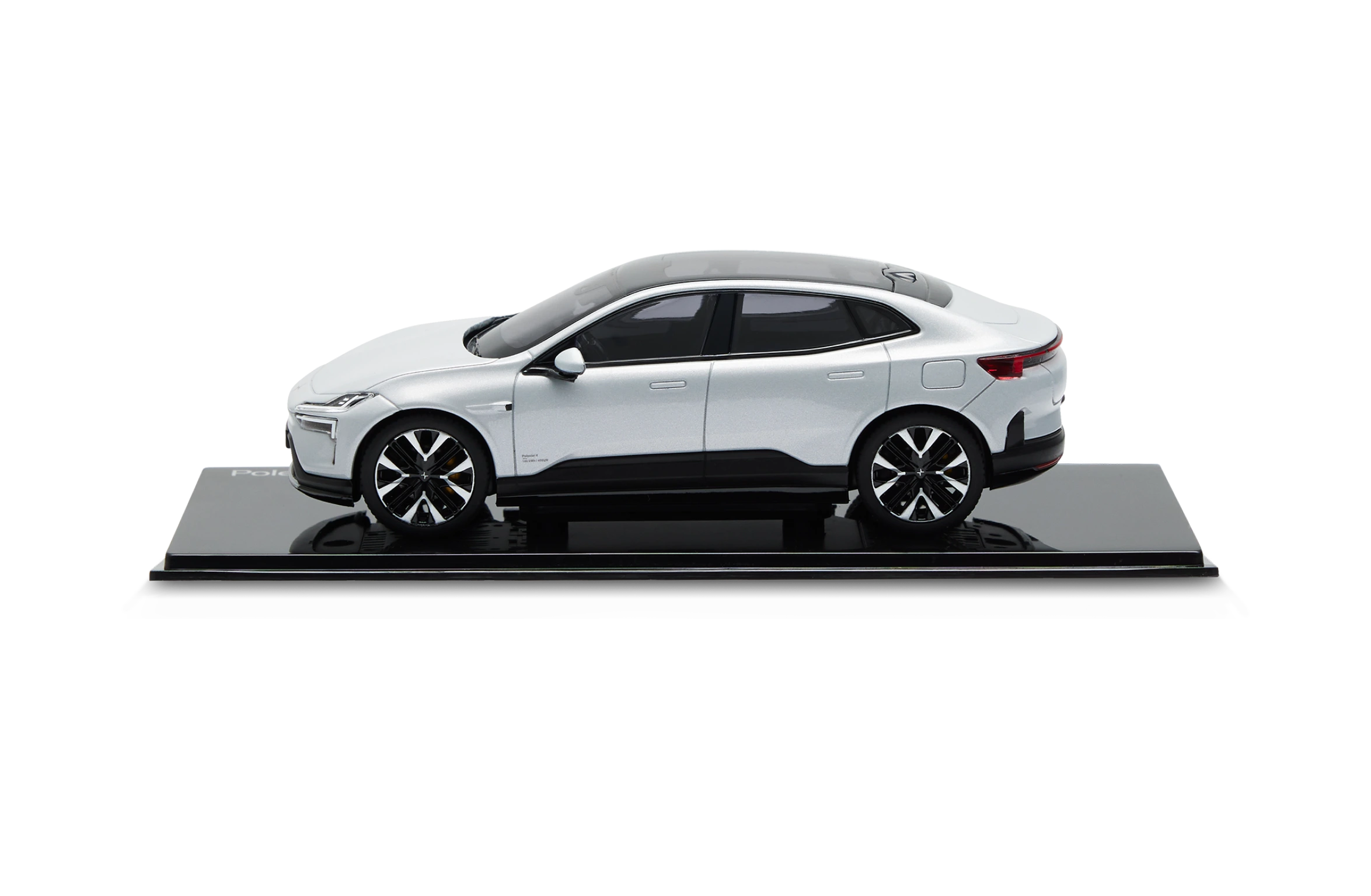 Polestar 4 Scale model 1:43 in color magnesium