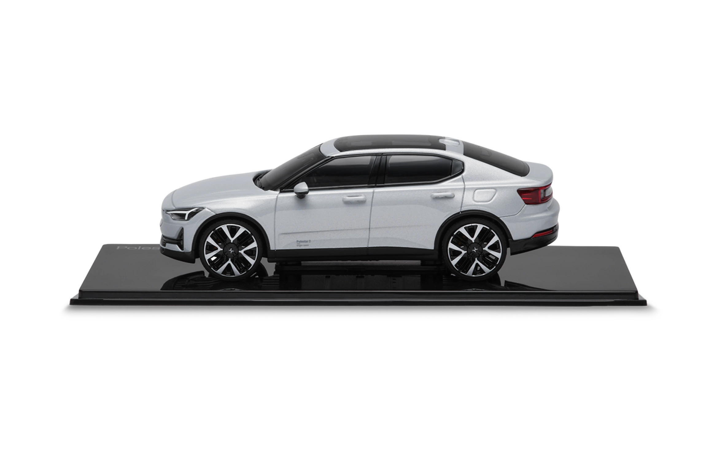 Polestar 2, 1:43 Scale Model in color magnesium