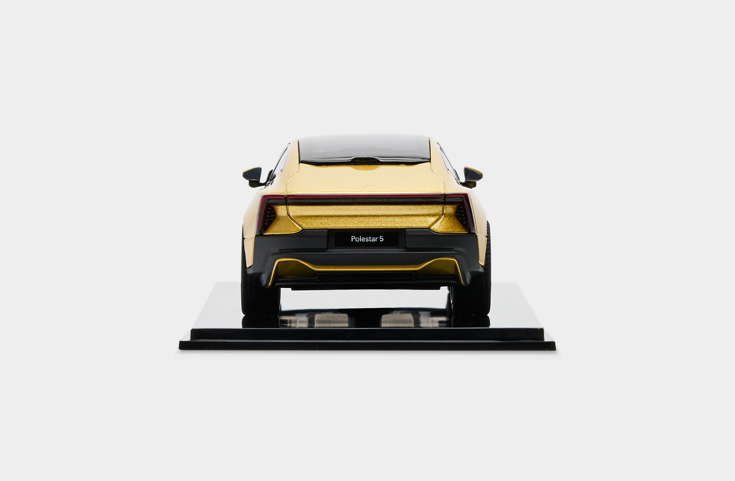 Polestar 5 Scale model 1:43 in color gold