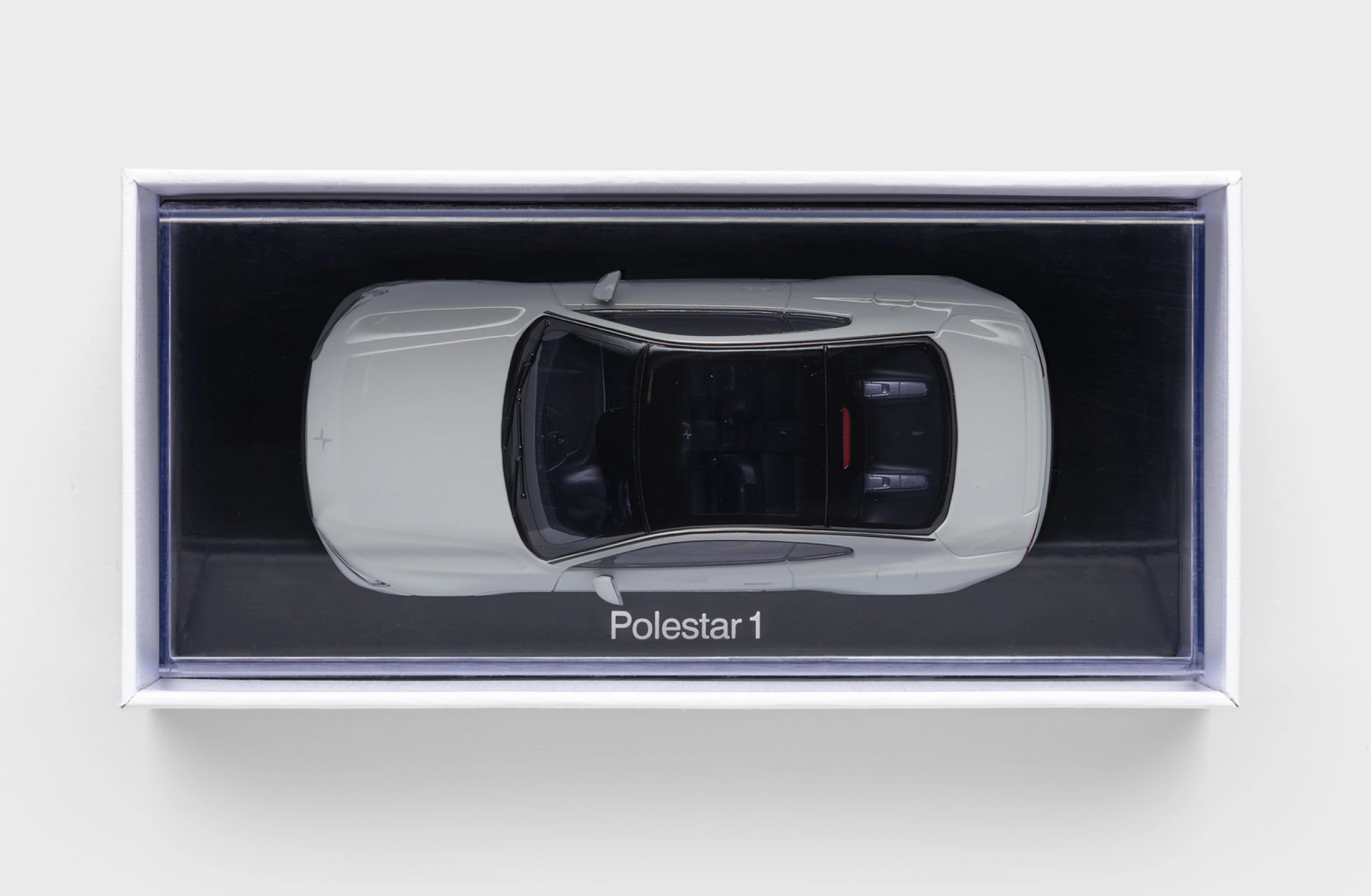 Polestar 1 schaalmodel 1:43 magnesium